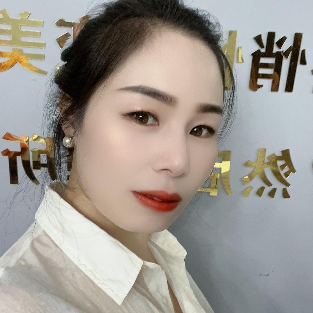 依恋半永久定妆眉眼唇