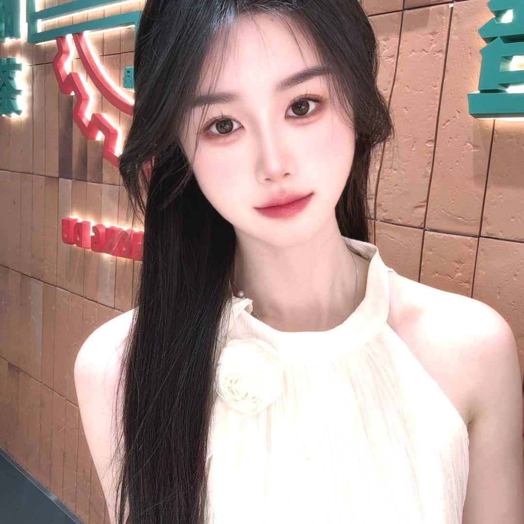 柳依依🧚‍♀️