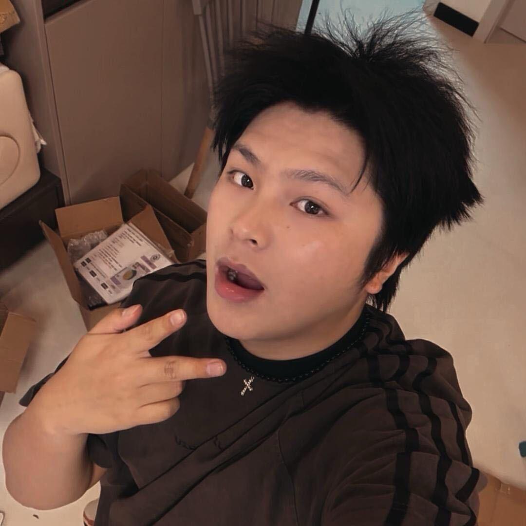 爱胡思乱想的花海