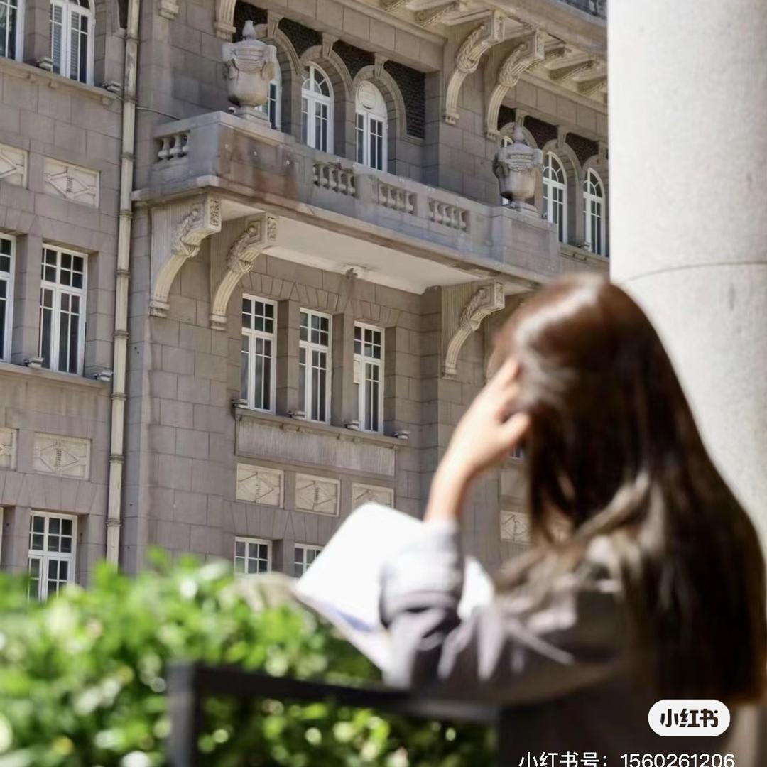 莉莉丝爱吃香菜