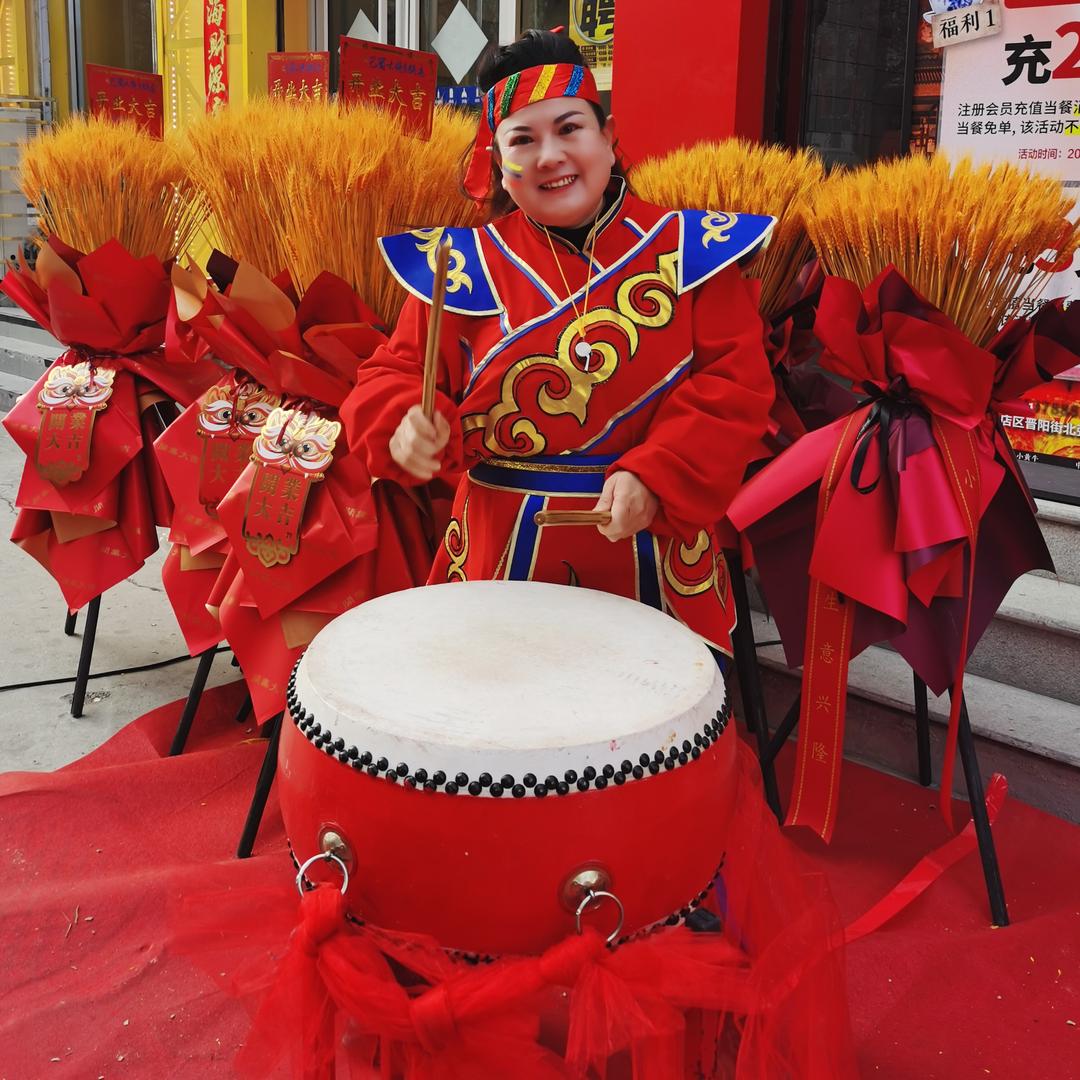 《南中环红袖鼓乐艺术团》
