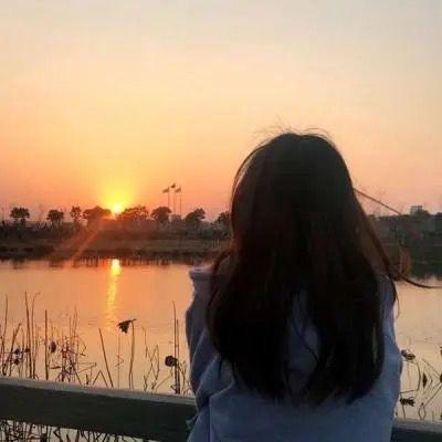 小睿爱吃饭