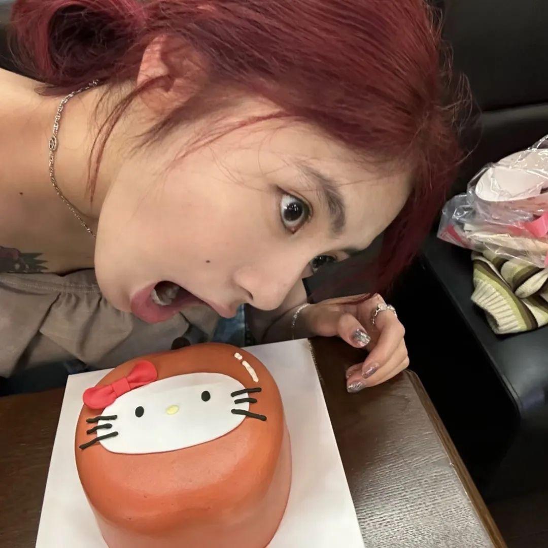 乔乔超爱笑.