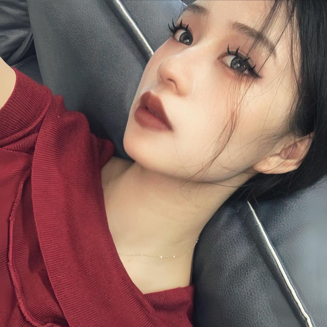 澜颜- 小萍