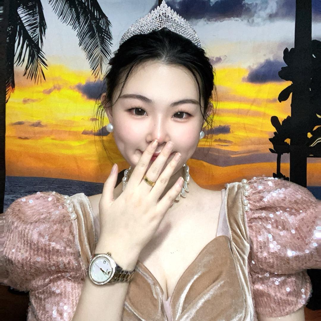 不吃香菜的乔乔