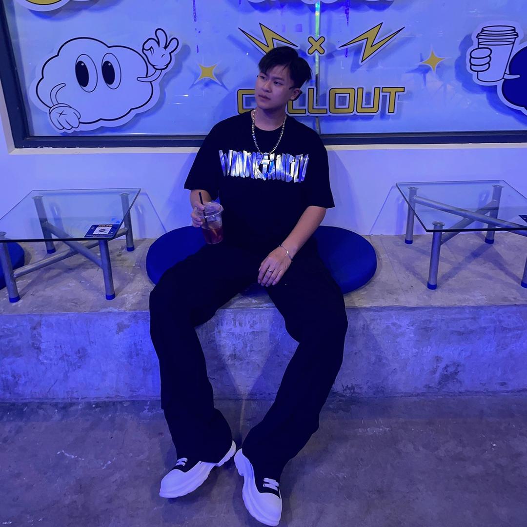 Cola (可乐)-🤍