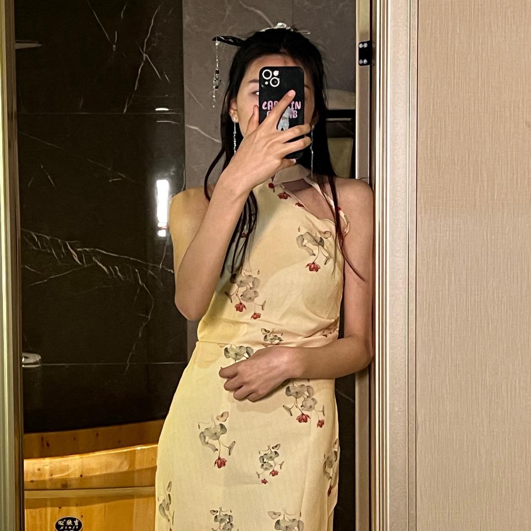 小荷-