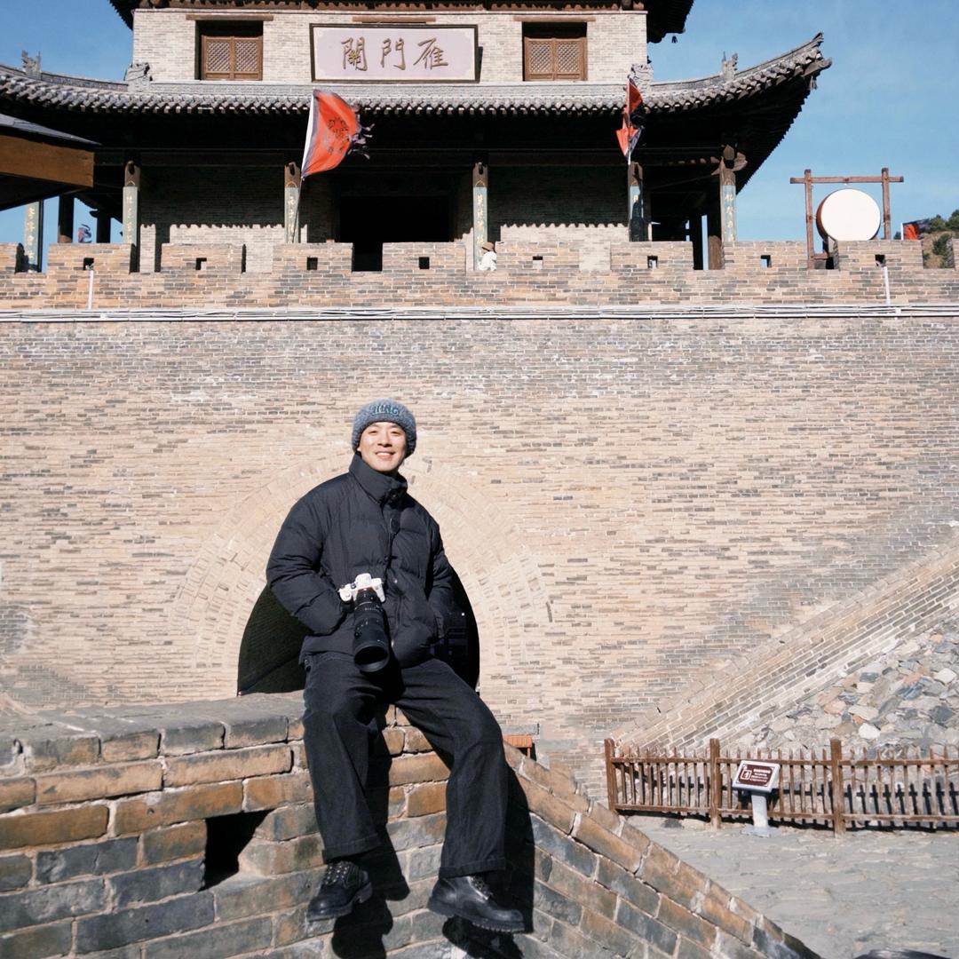 阿哲。
