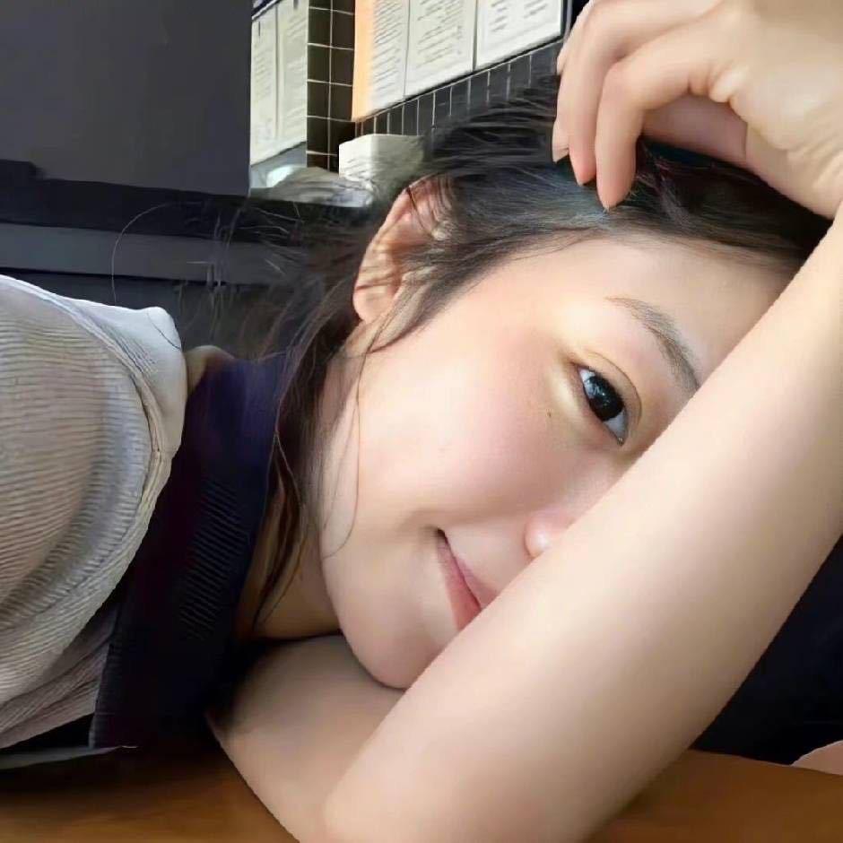 佳什么怡
