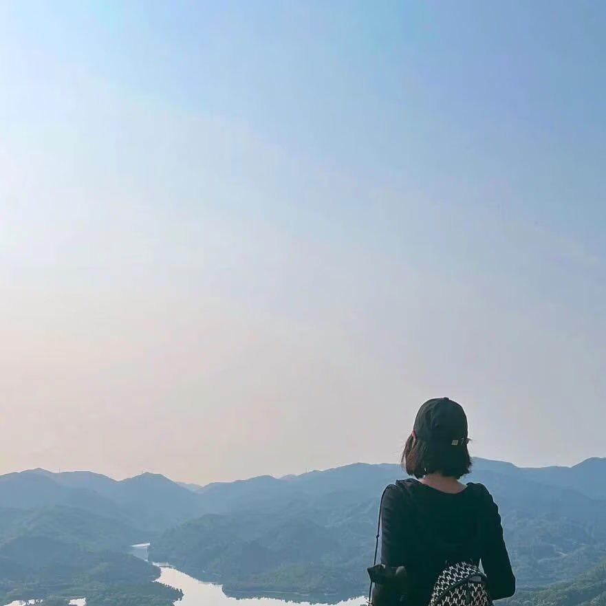粥粥.