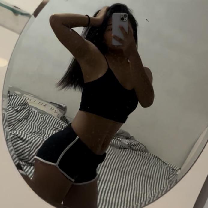爱跳舞的梦梦呀