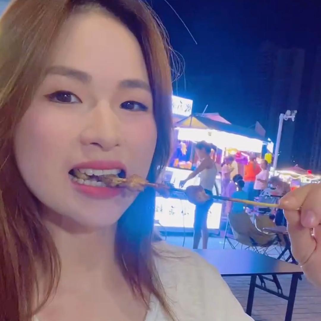 静静吃不饱