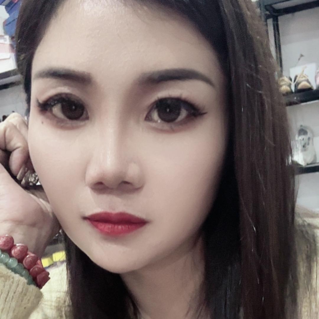 单身小妞