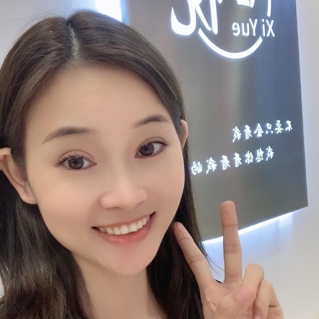 随州喜曰美好女装 晶晶