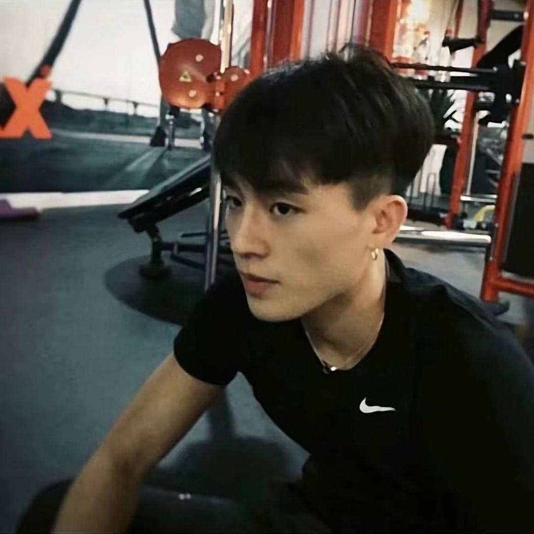 小廖睡不醒