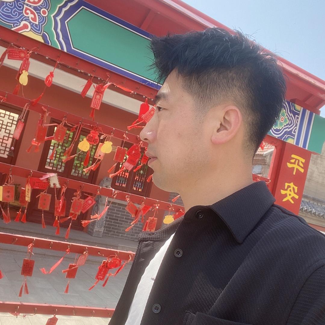 平度市小哥哥眼睫毛厂