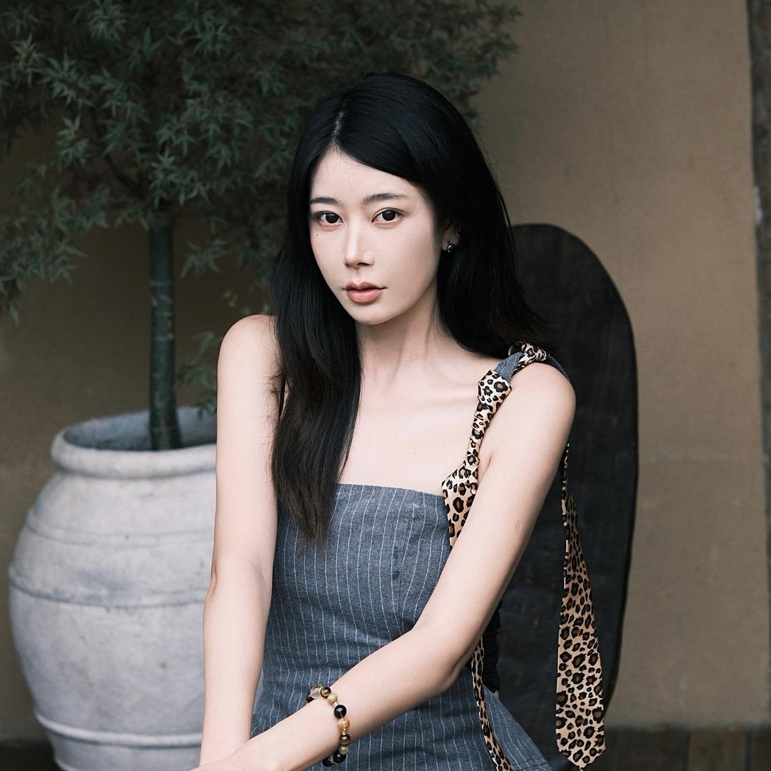 李Jane