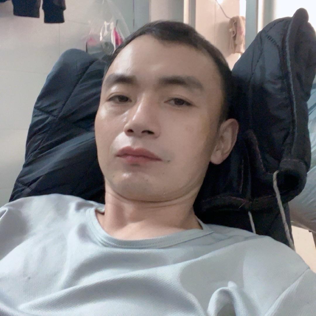 阿伟钓鱼