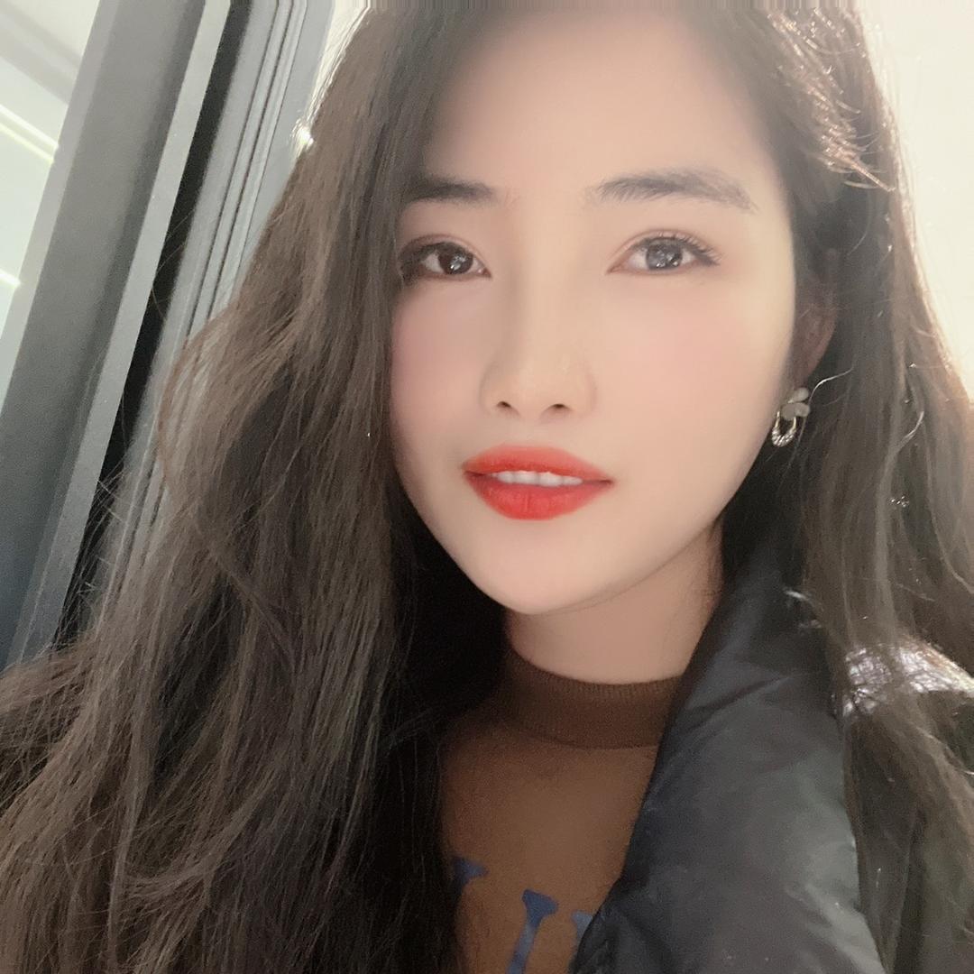 九江姑娘卖门窗