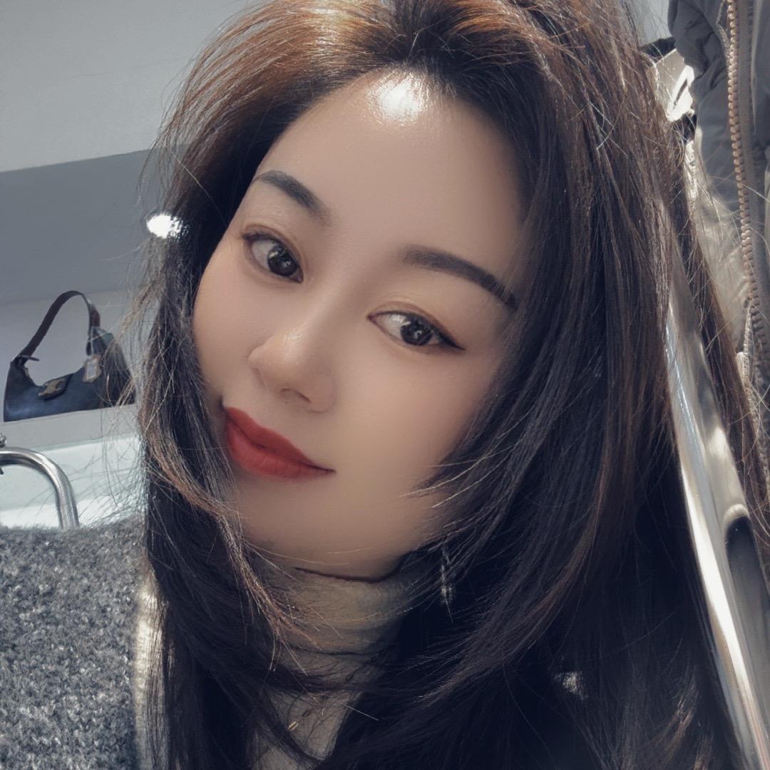 裴小姐