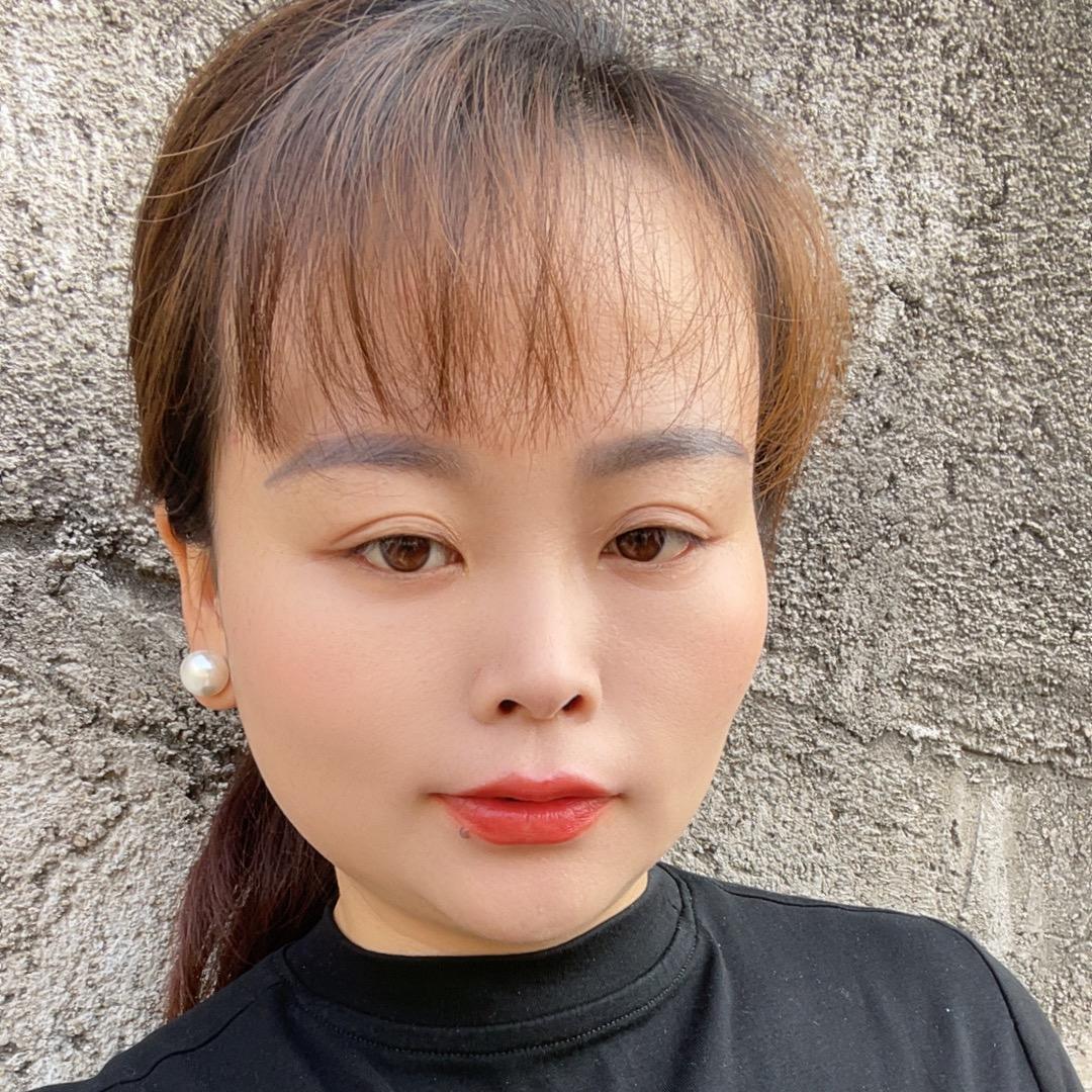 腊月的一枝梅花
