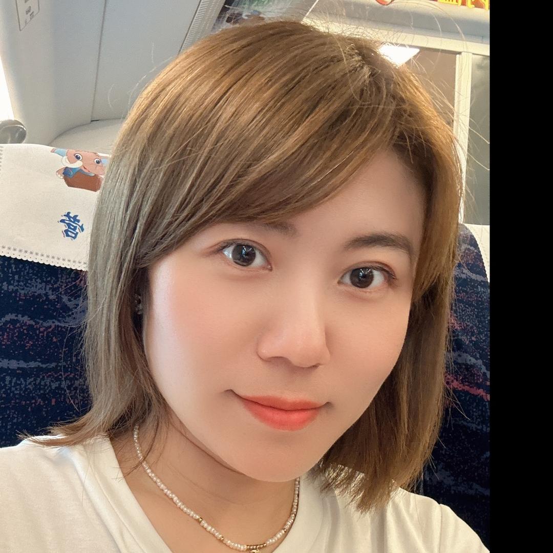 阿欣(*☻-☻*)