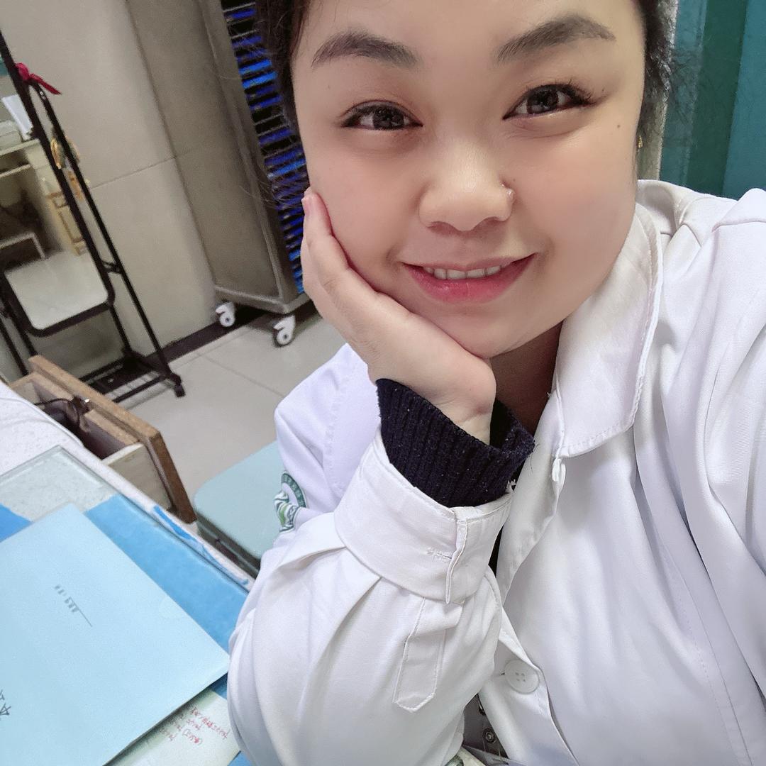 爱 吃的小胖子💫