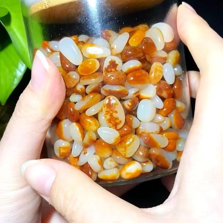 昆仑山下的玉