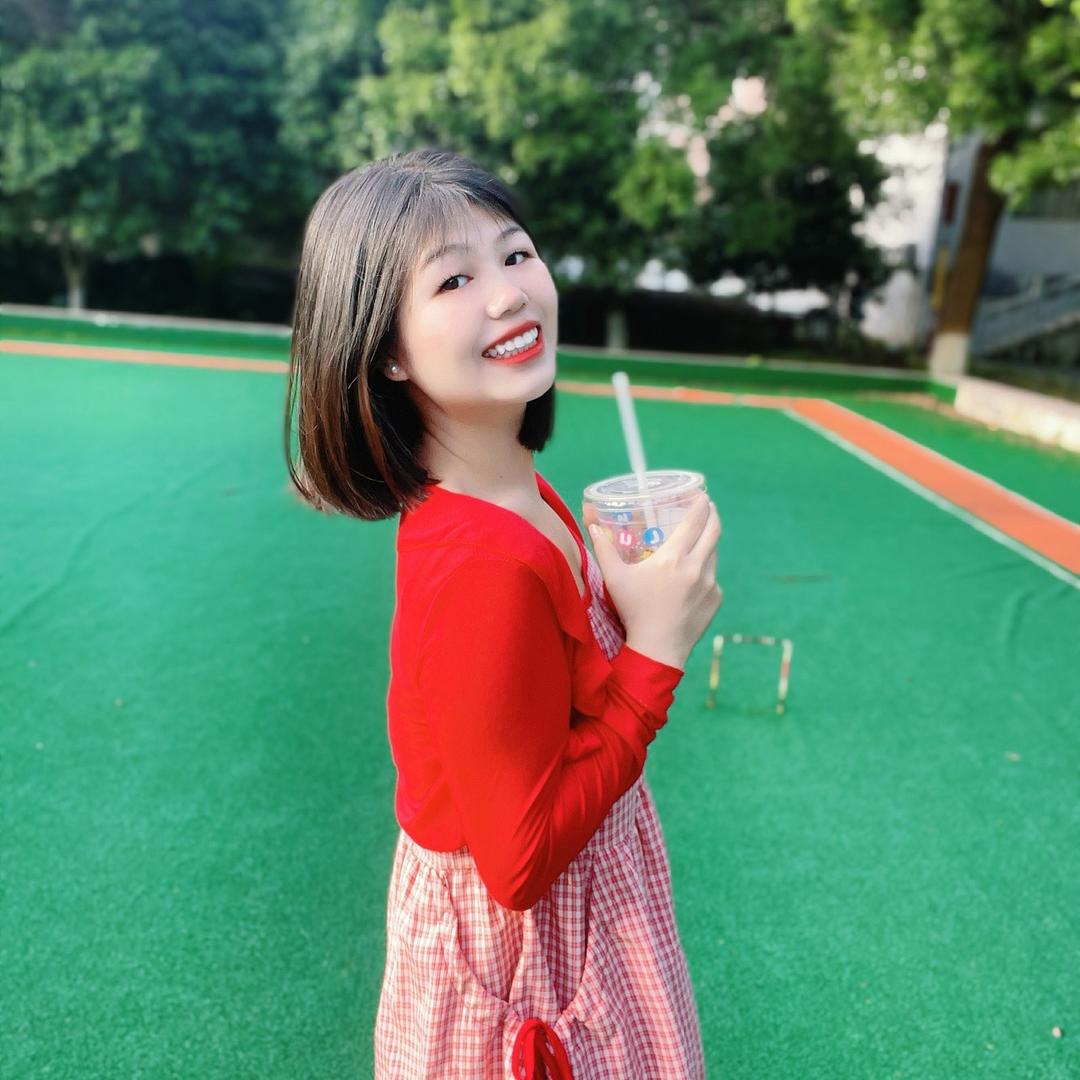 是小锦吖🍉（同款在橱窗）