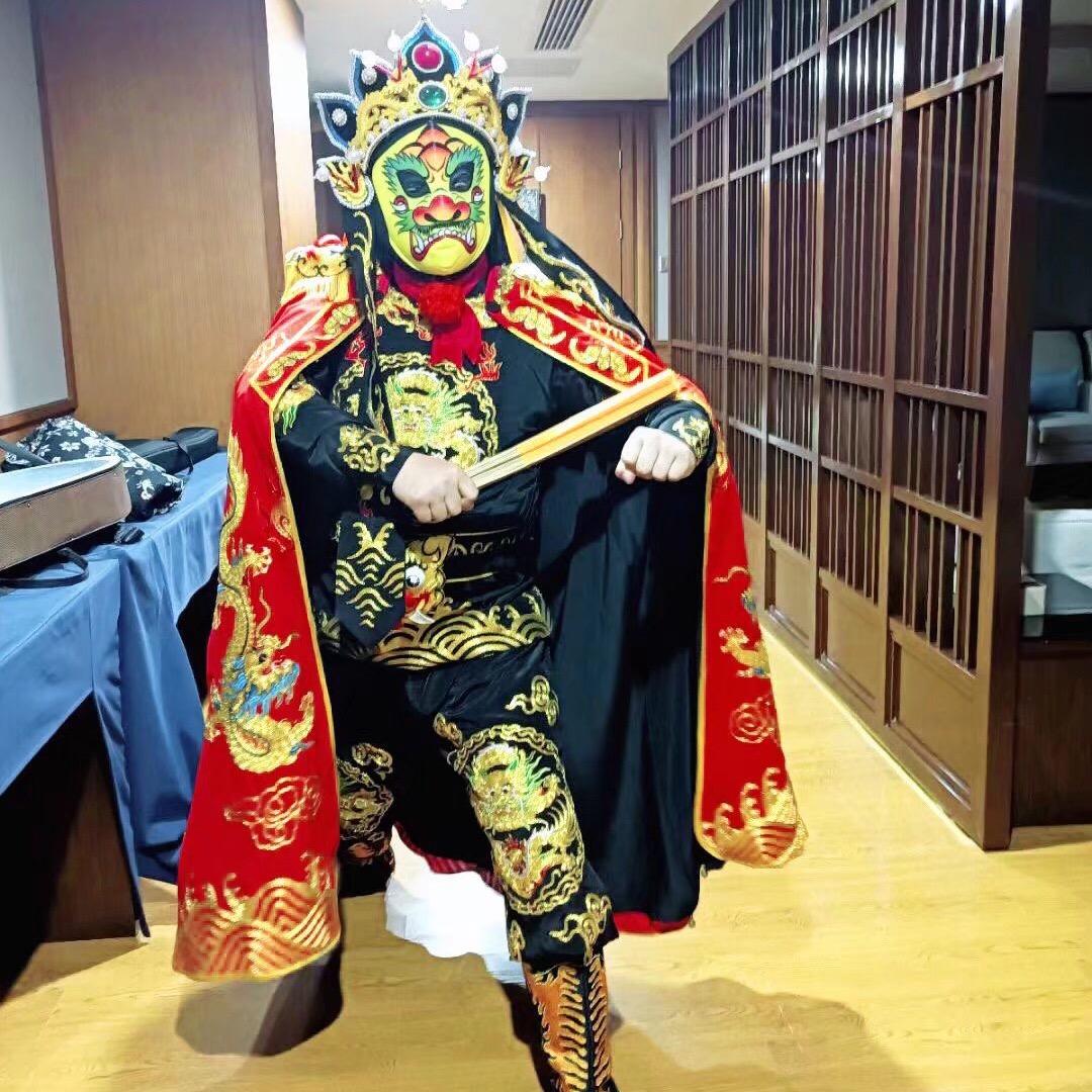 兴山郭德纲