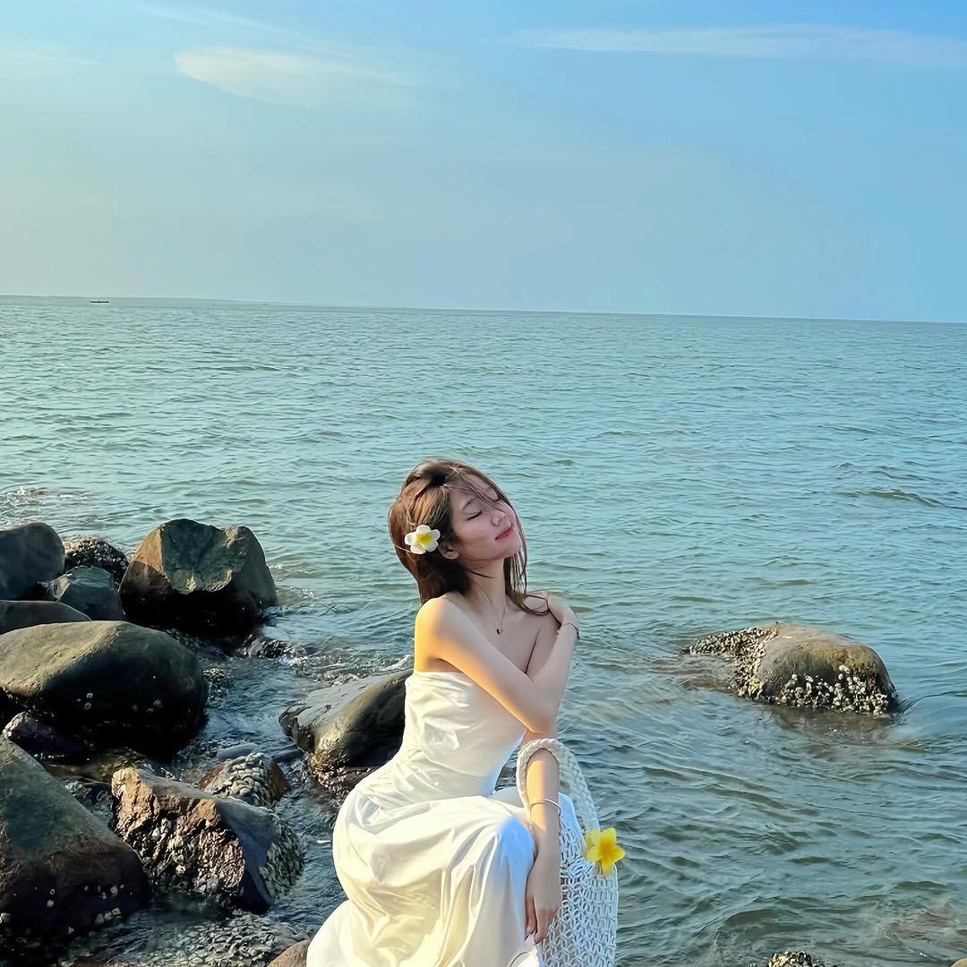 于洪区佑帆瀚百货店