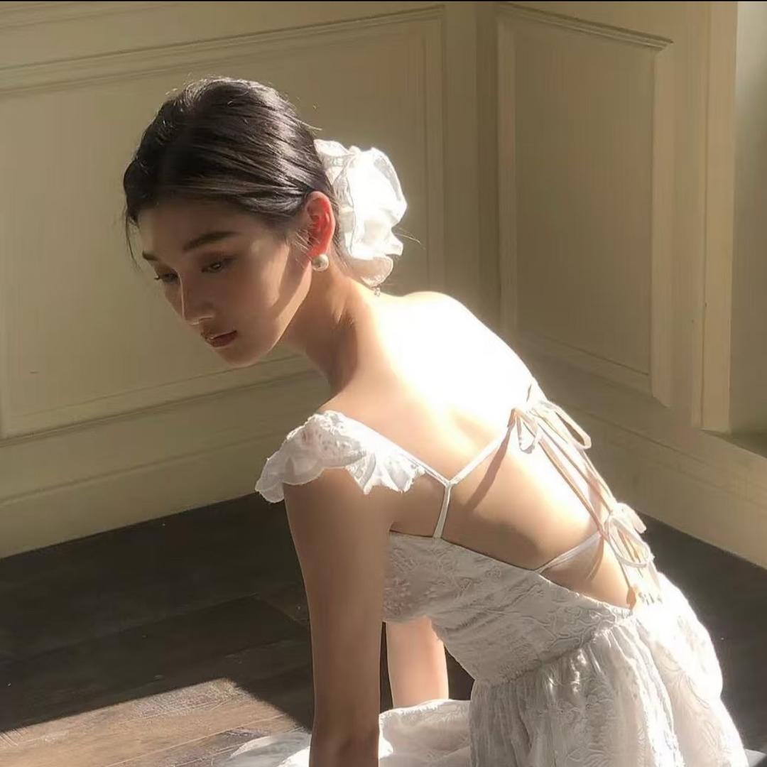 倩 雯