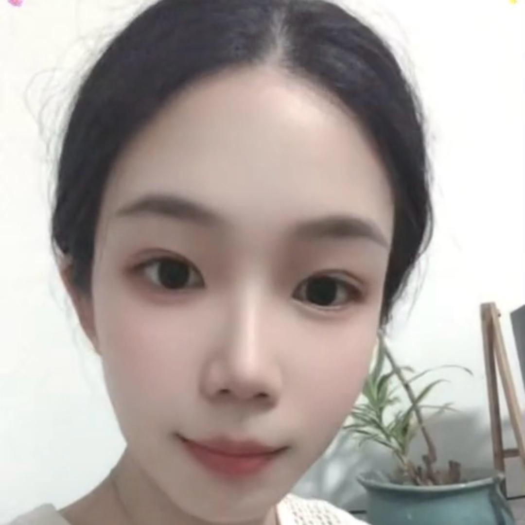 洛琳Lorraine