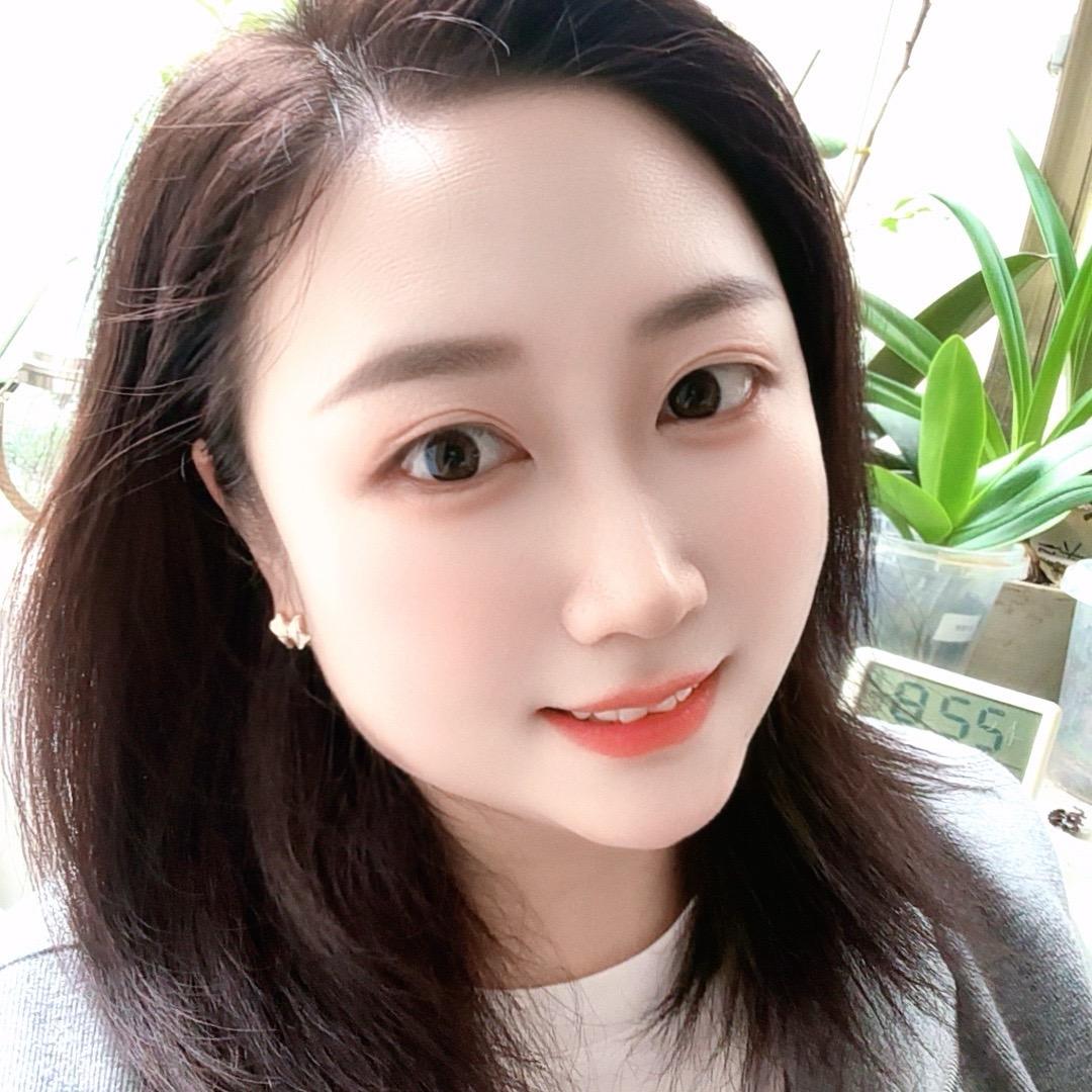 淡定的阳台小花园