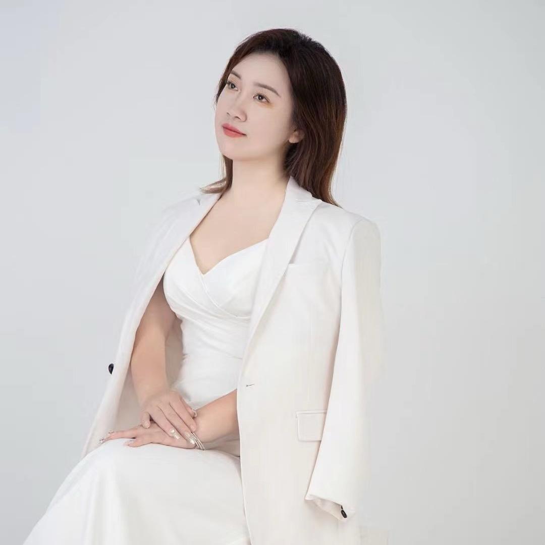 通山颖子   企业金融