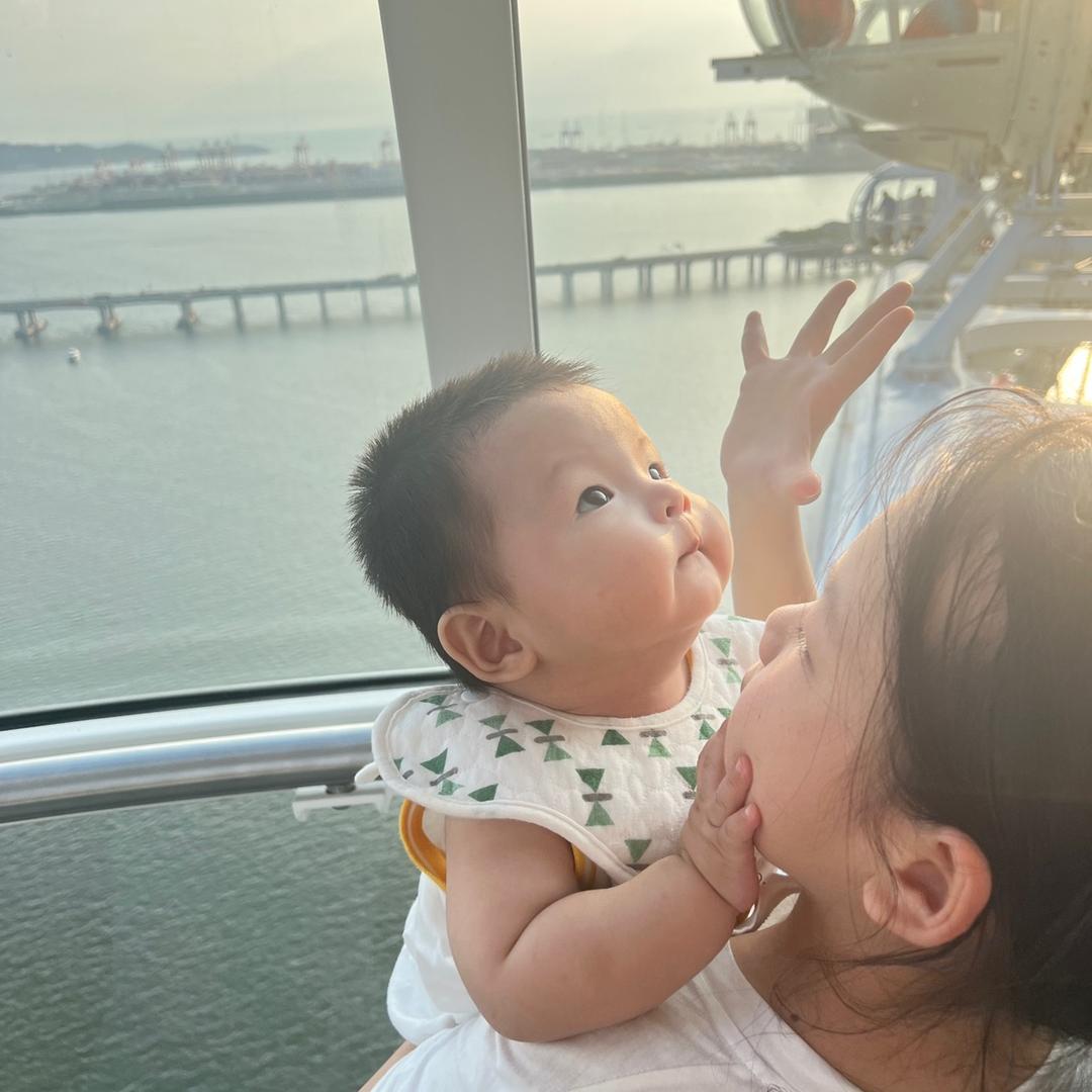 是开开心心哦🥰