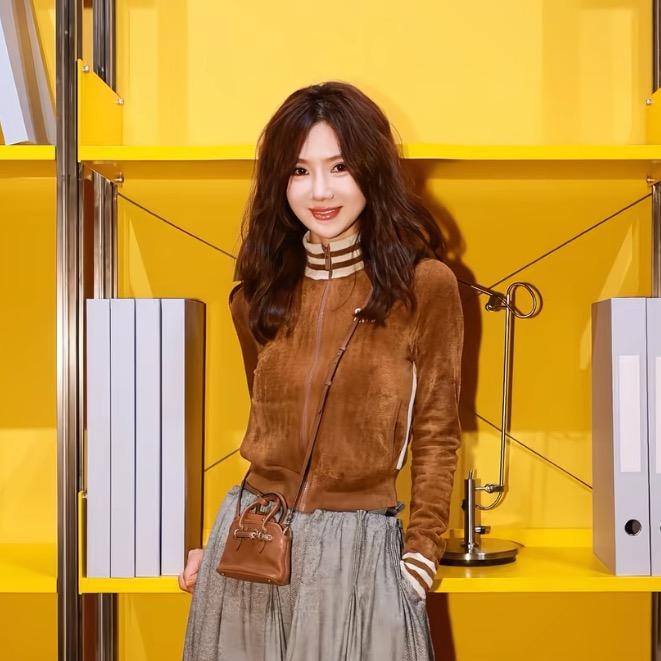 yiyi吖【每日穿搭分享】