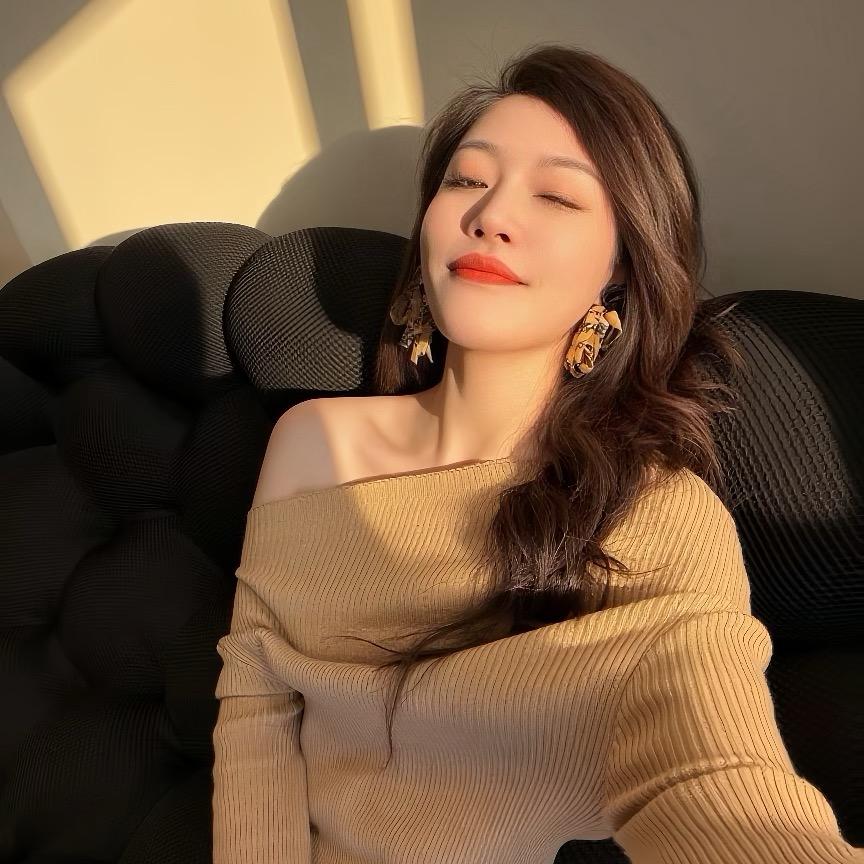 是娜娜吖