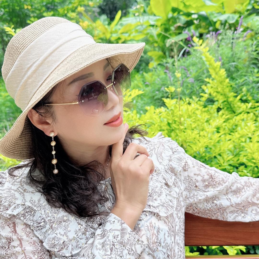 阳光女孩