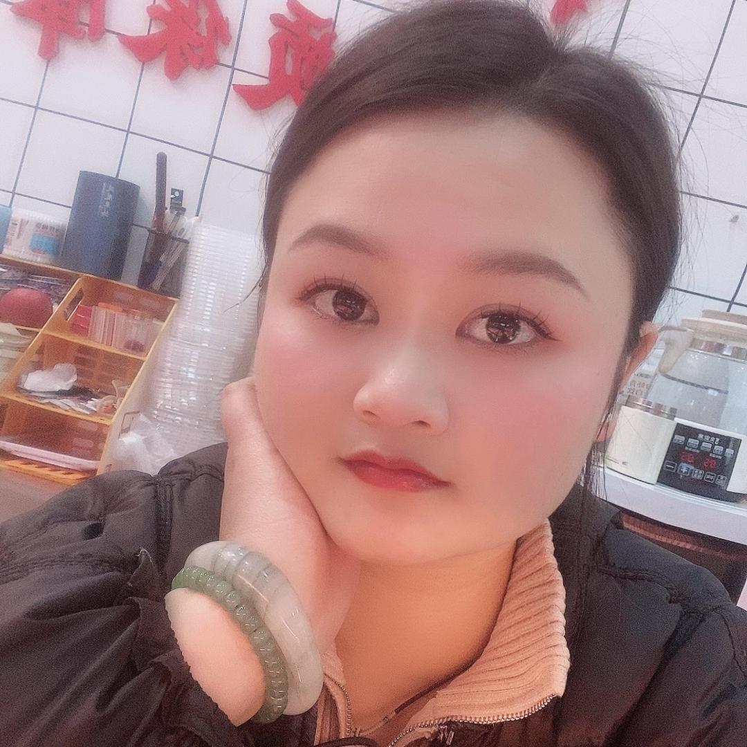 帝煌小丫脚