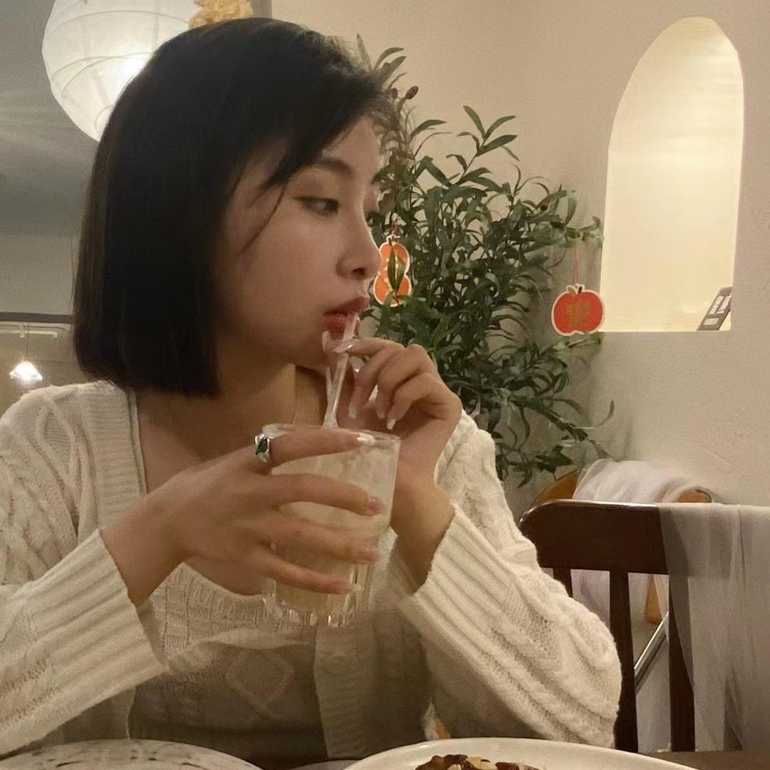 蓉.