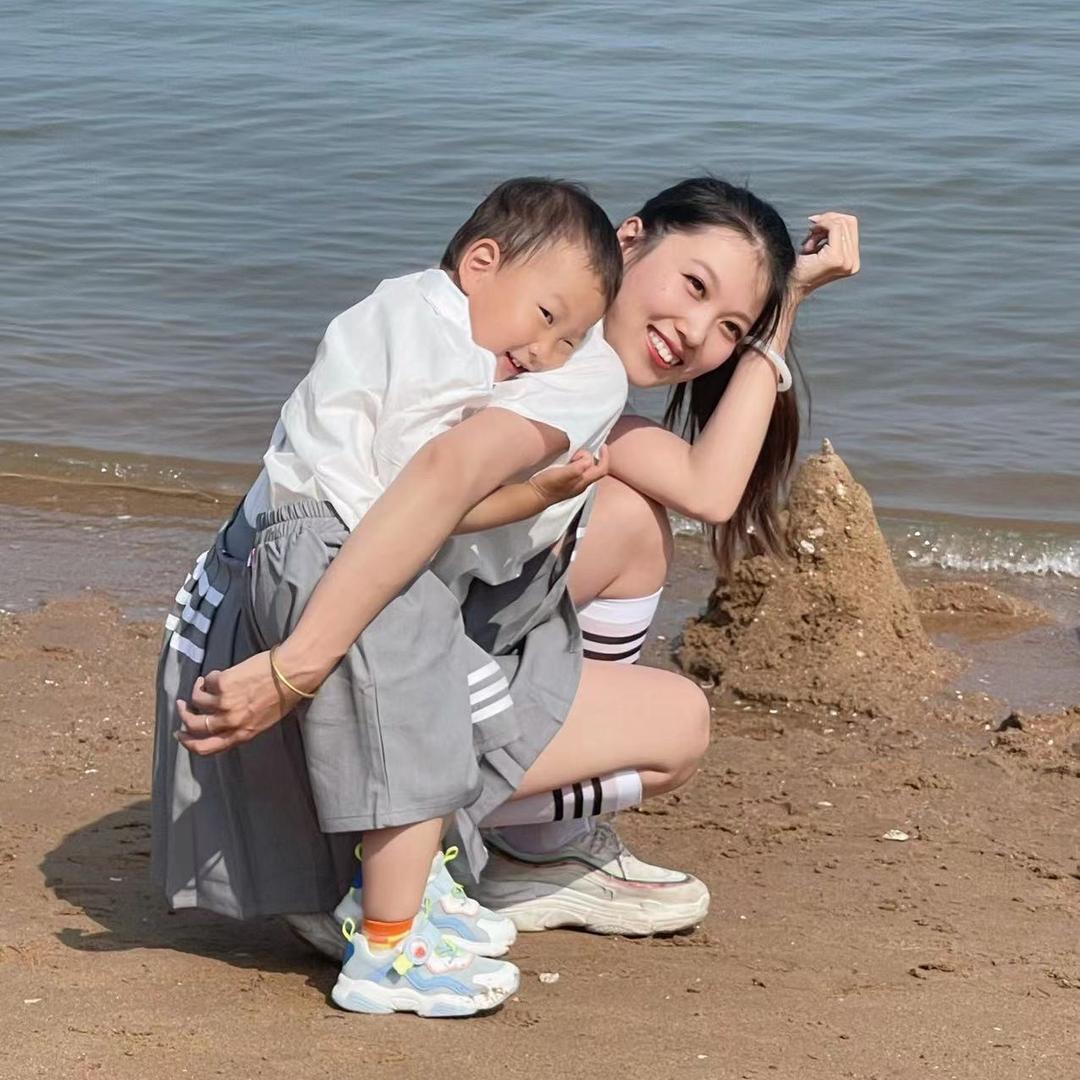 会跳舞的羊驼麻麻