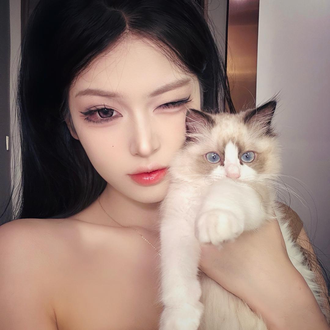 壹雯超人