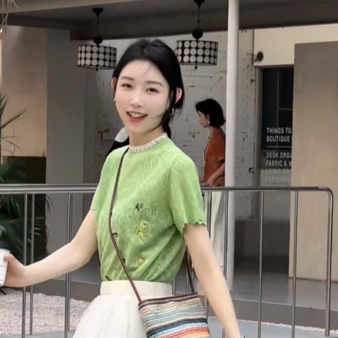 鸥纪儿直播甄选集结库