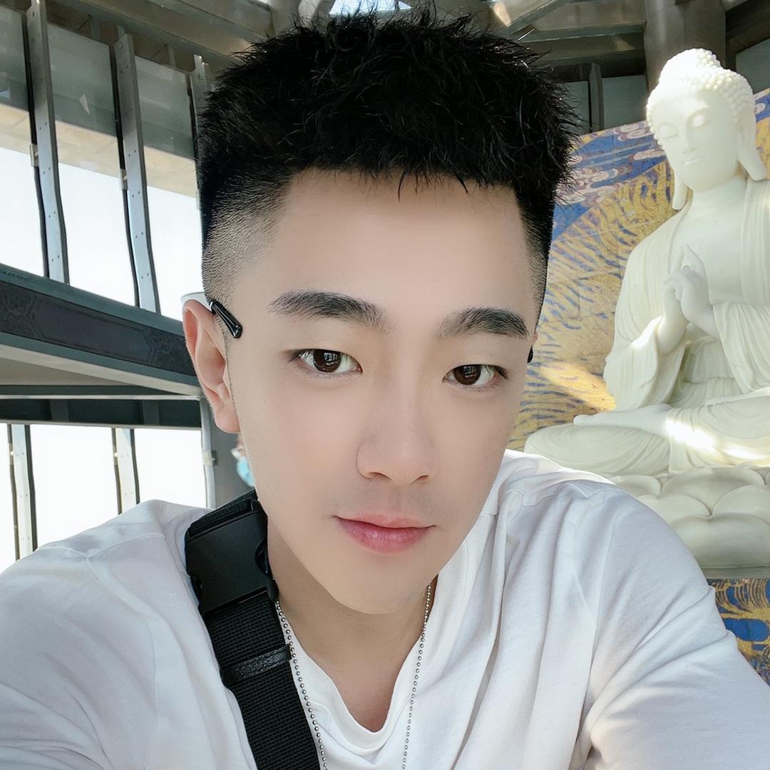 铭哥哥