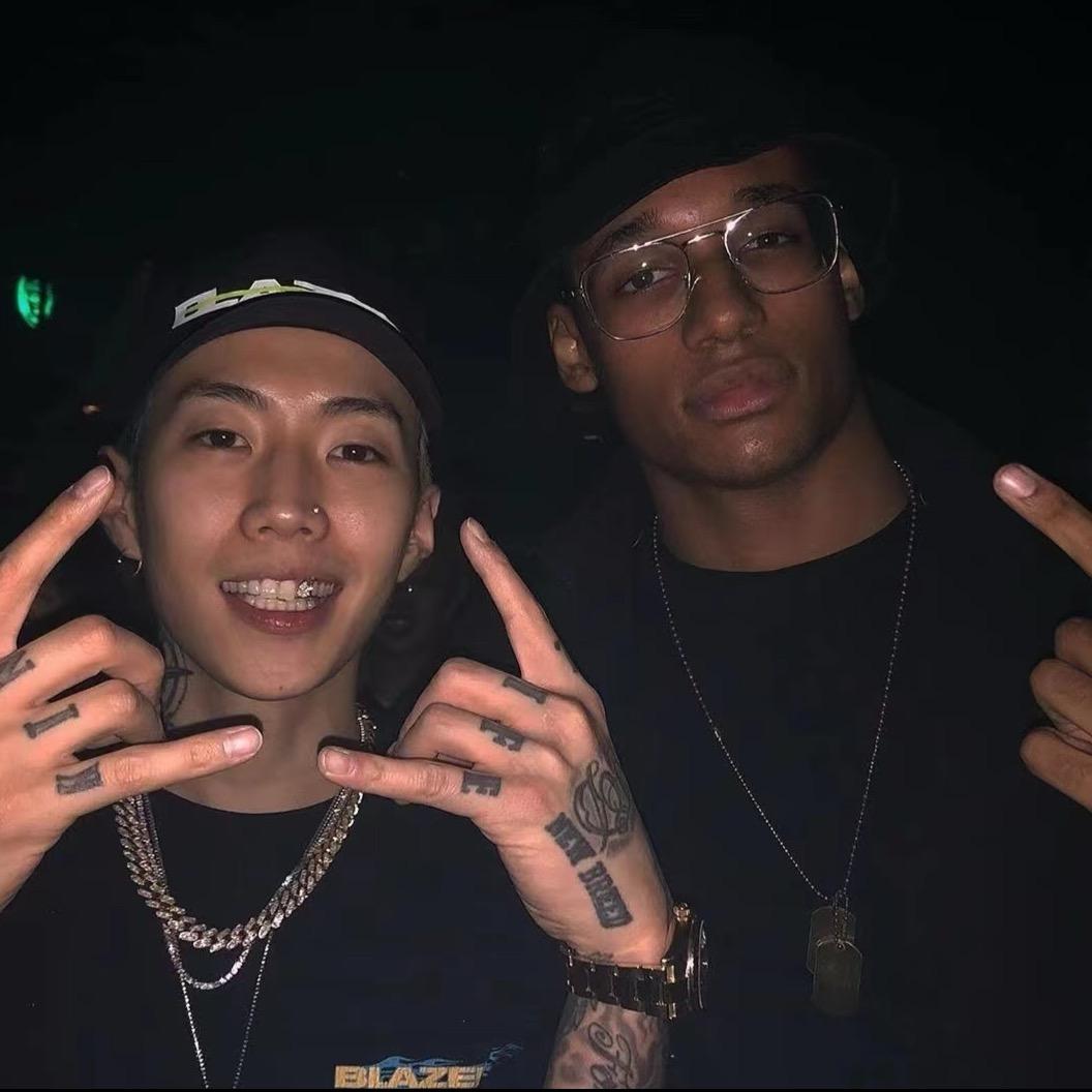 如果泪水比爱多