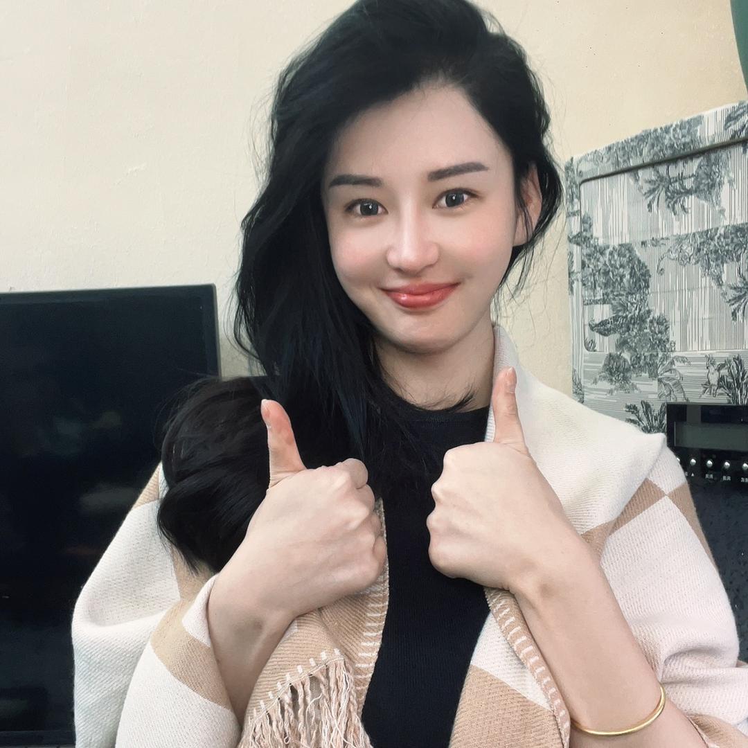 小不忍则卖大萌