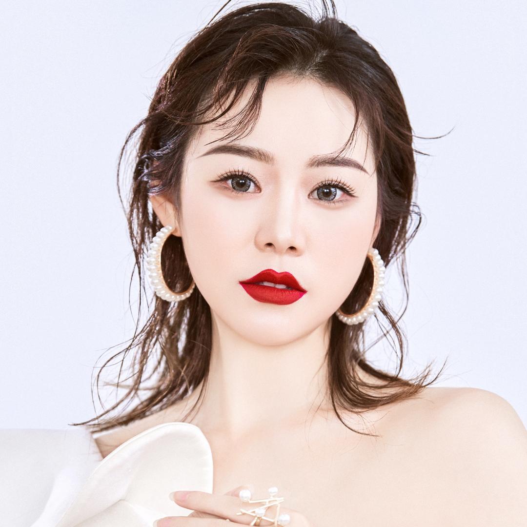 彩妆师莎莎