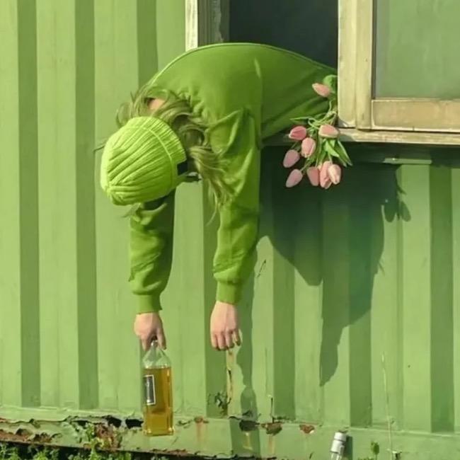 做个废材继续可爱