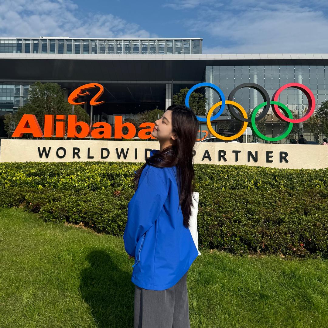 阿里国际站小王